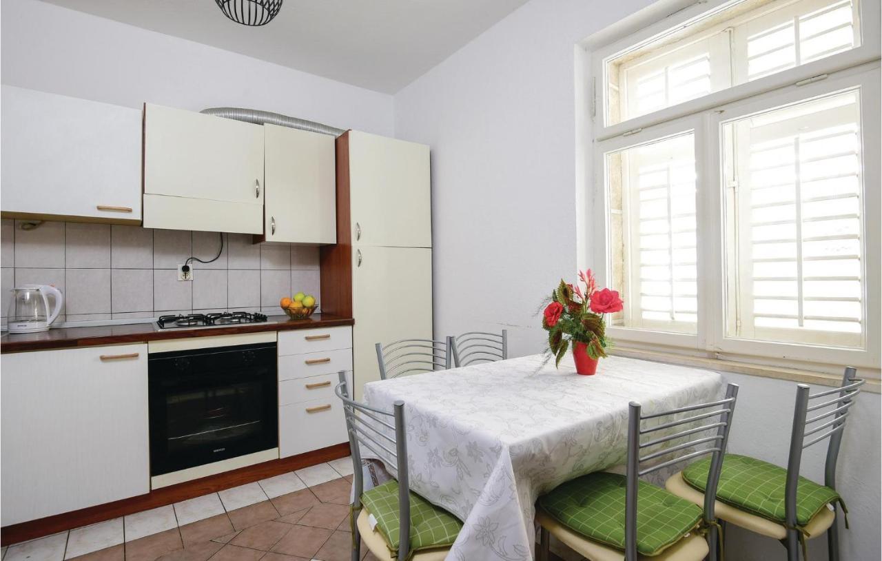 4 Bedroom Lovely Home In Žuljana Esterno foto