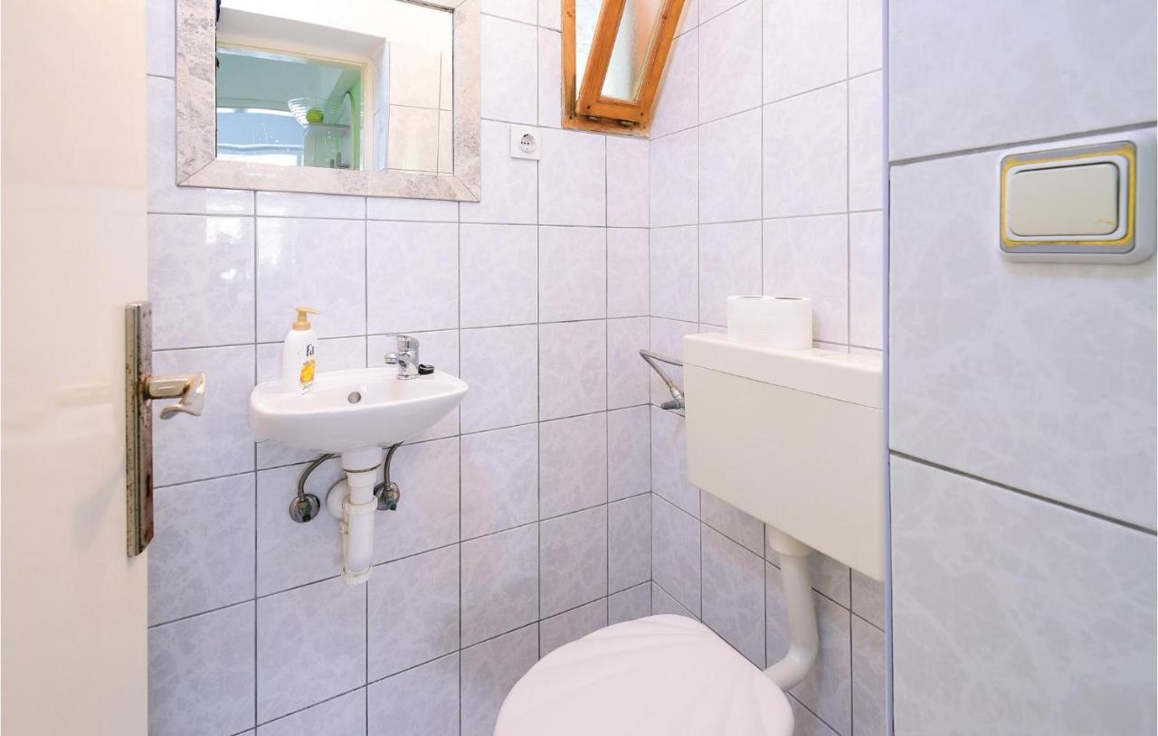 4 Bedroom Lovely Home In Žuljana Esterno foto