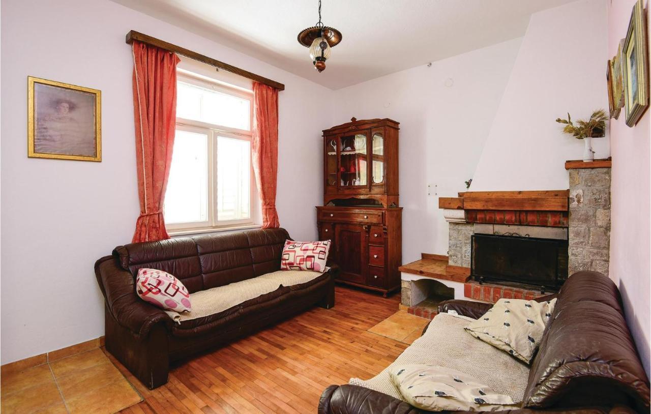 4 Bedroom Lovely Home In Žuljana Esterno foto